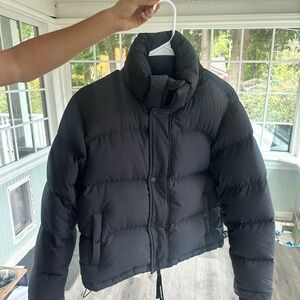 Women's Black Aritzia Super Puff Jacket